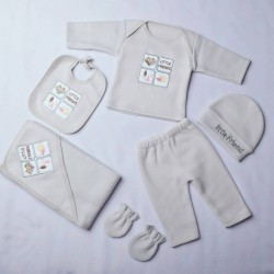 Stylish New born 8 piece Kids gift set